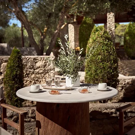 韦拉乔一室公寓及公寓式酒店 * Vasilikí