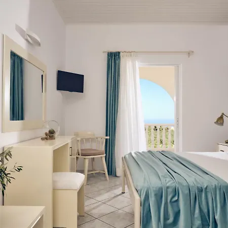 韦拉乔一室公寓及公寓式酒店 *