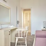 Villaggio & דירה